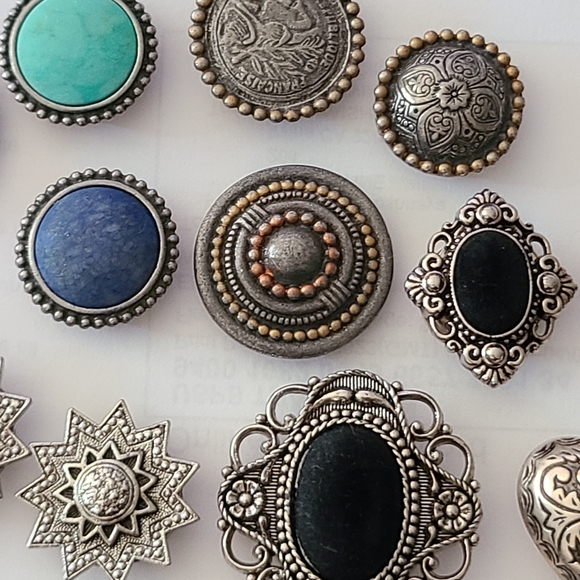 Vintage LOT 14 Snap Open Button Covers Star Moon Heart and more designs - Picture 13 of 16